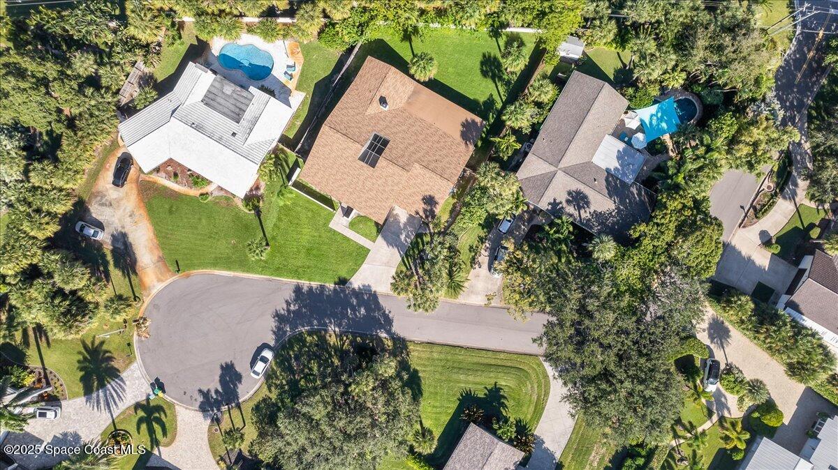 338 Coral Way W