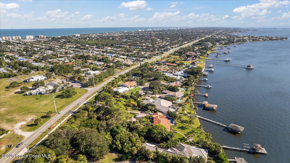 338 Coral Way W