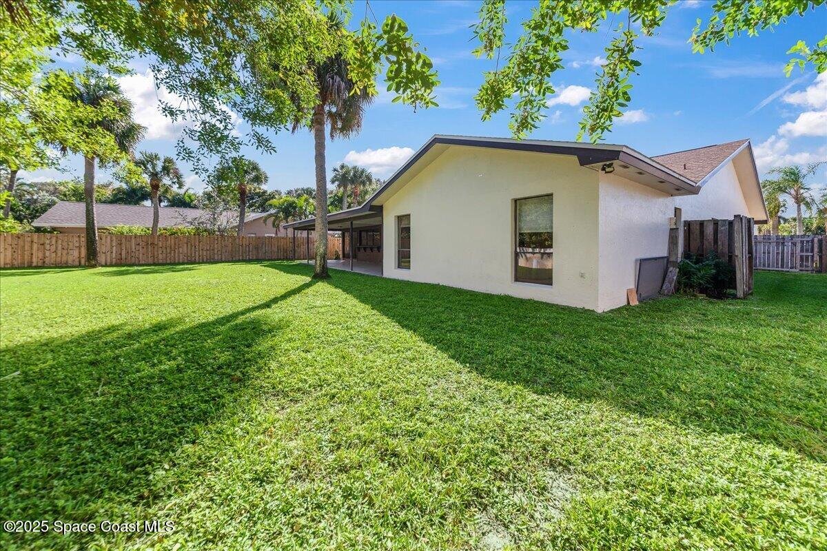 338 Coral Way W