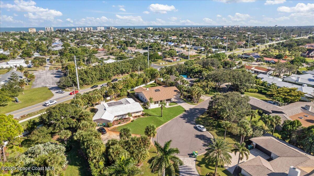 338 Coral Way W