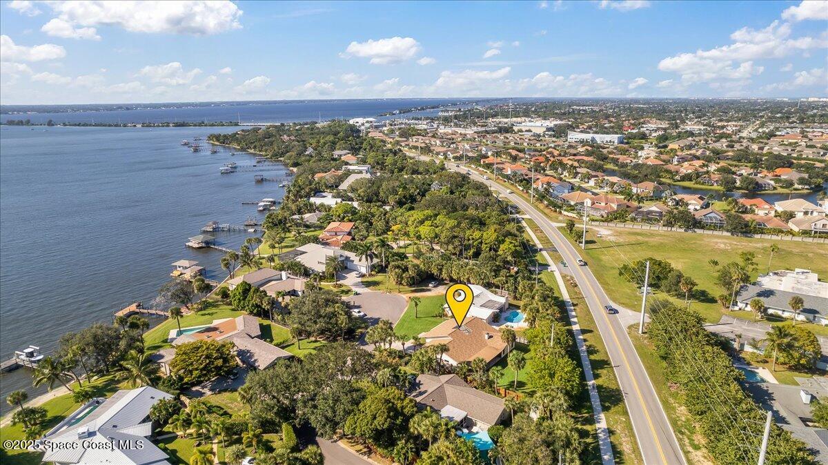 338 Coral Way W