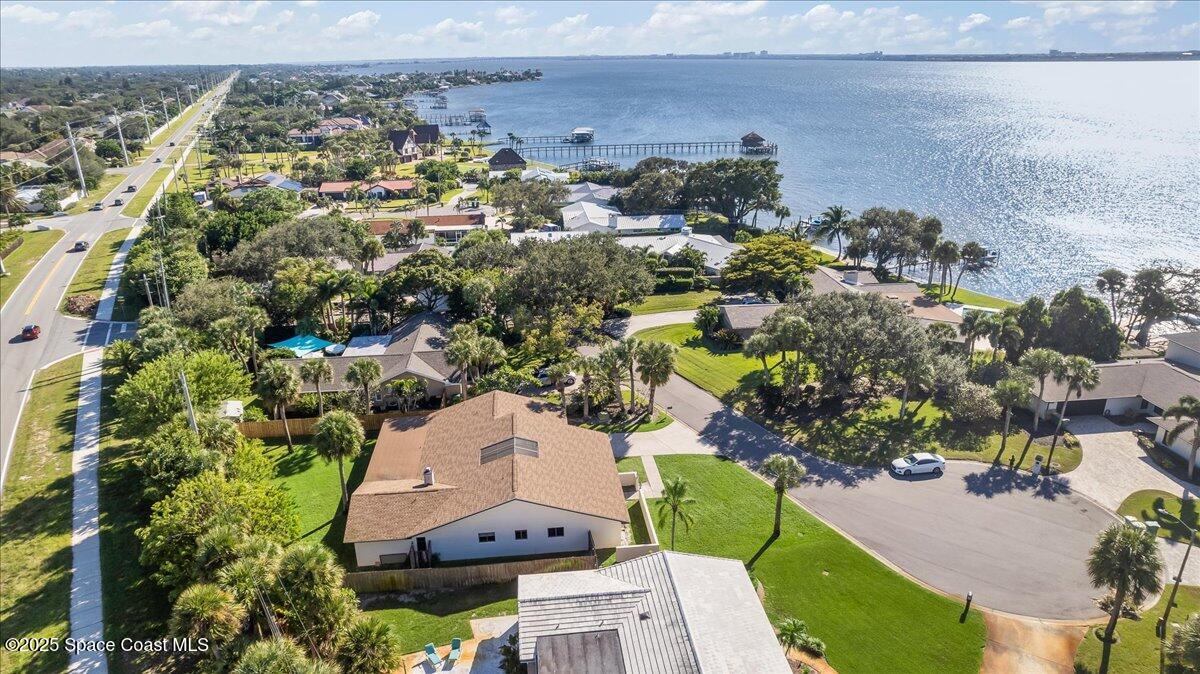 338 Coral Way W