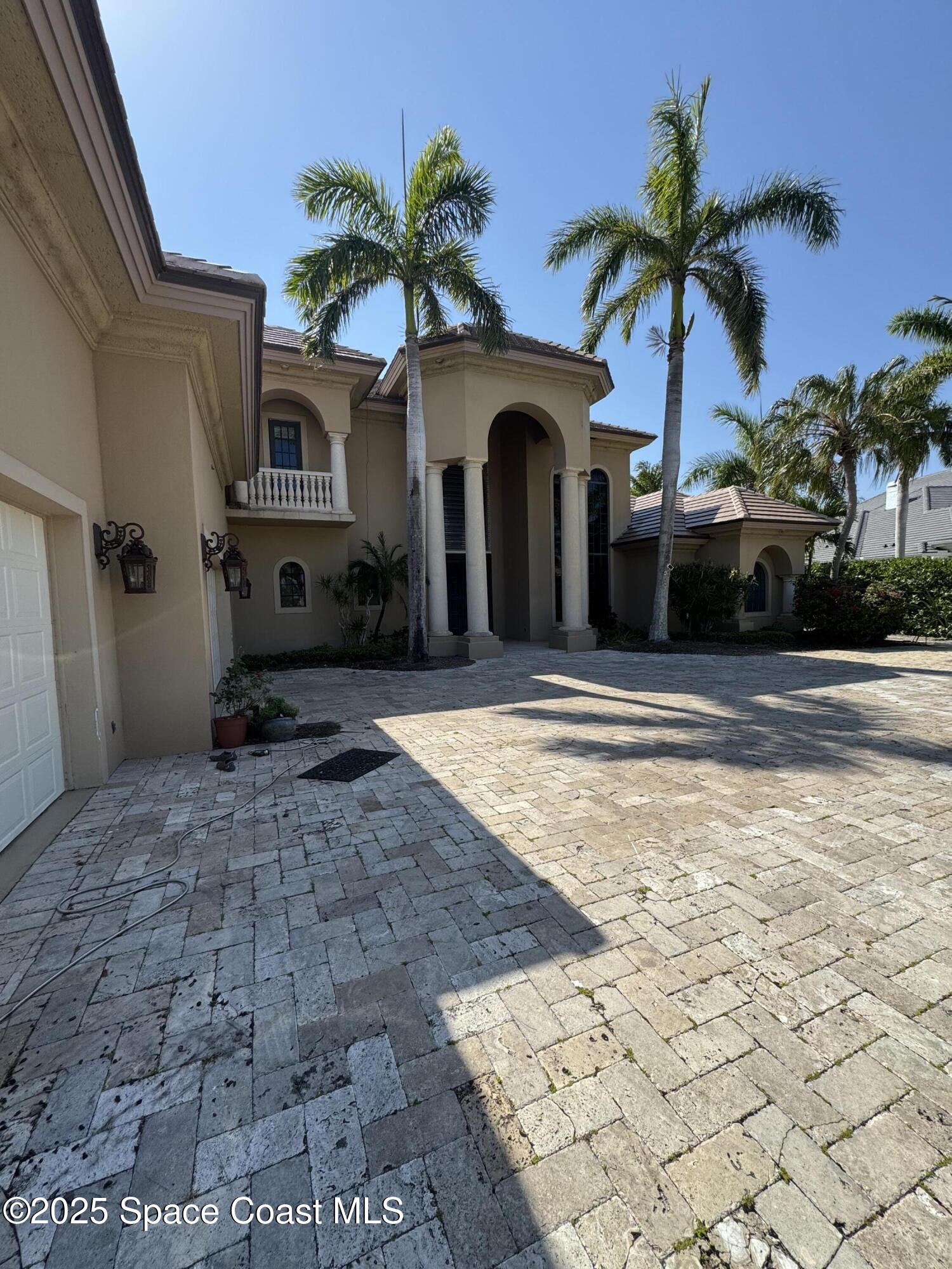 331 Lansing Island Drive