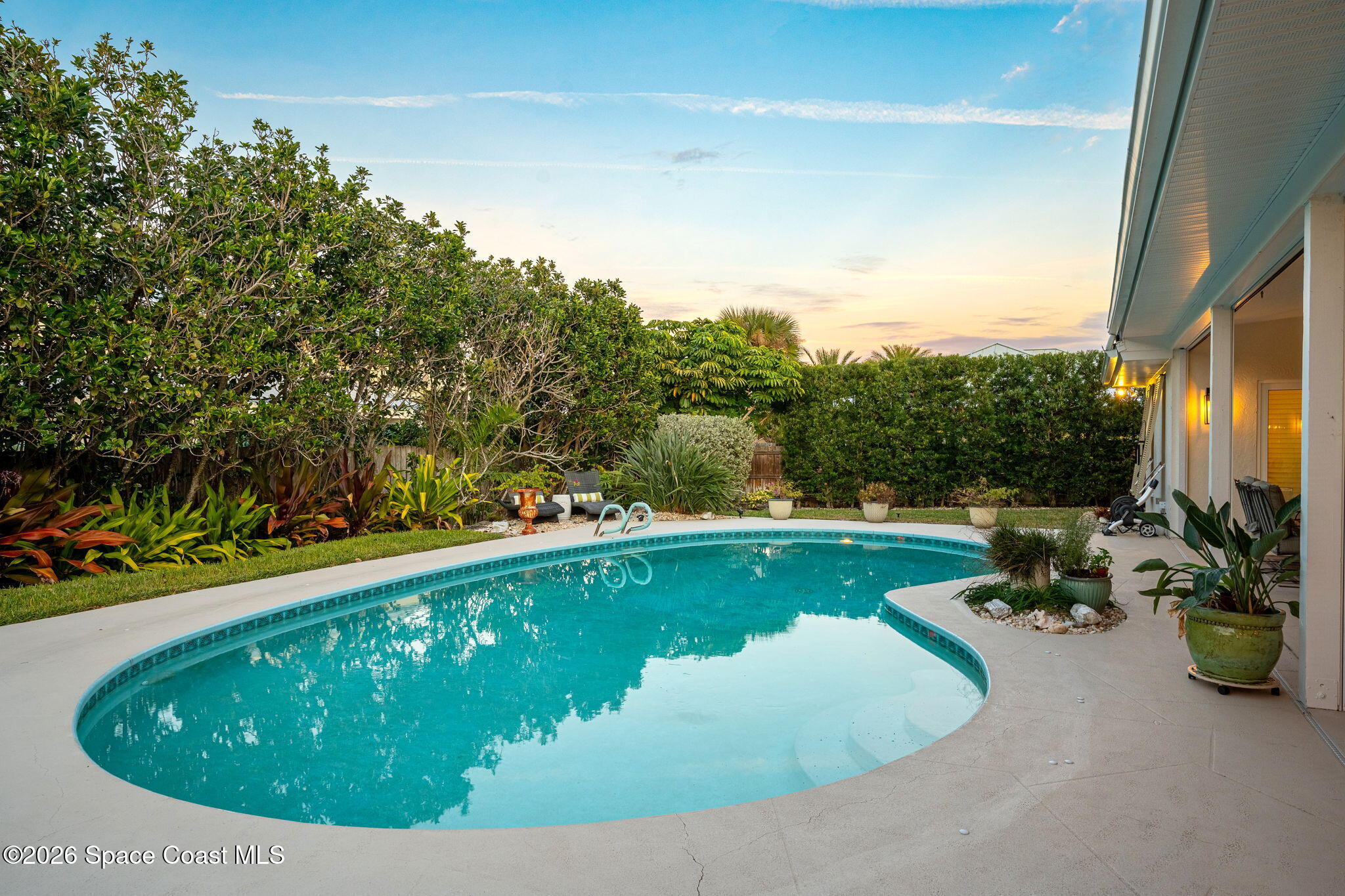 656 Franklyn Avenue