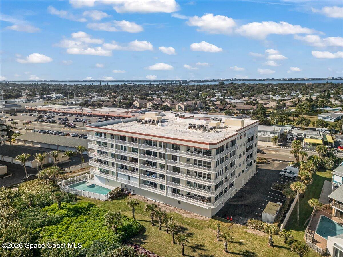 925 N Highway A1a 604