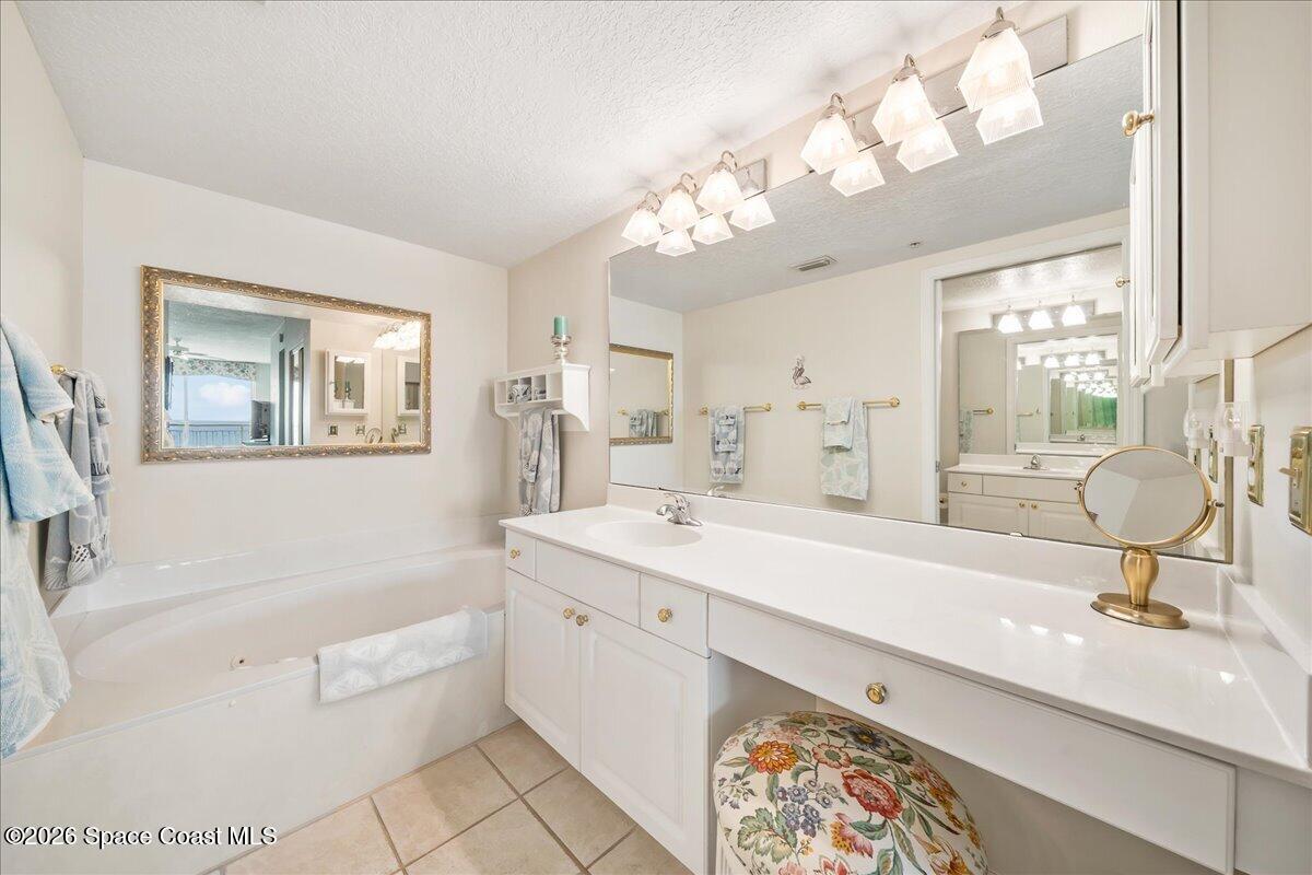 925 N Highway A1a 604