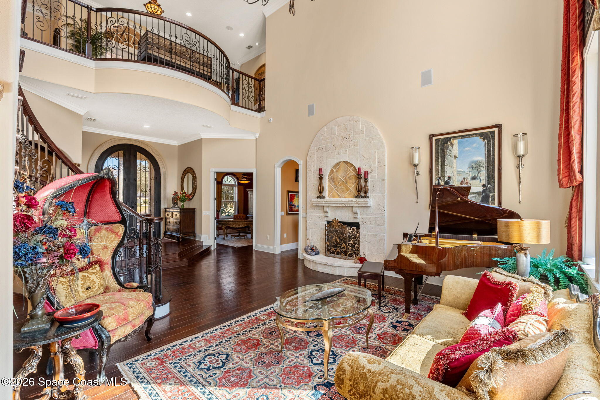 4760 Honeyridge Lane