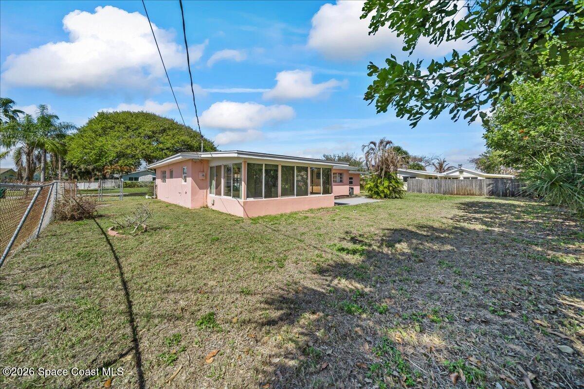 2320 Reef Avenue