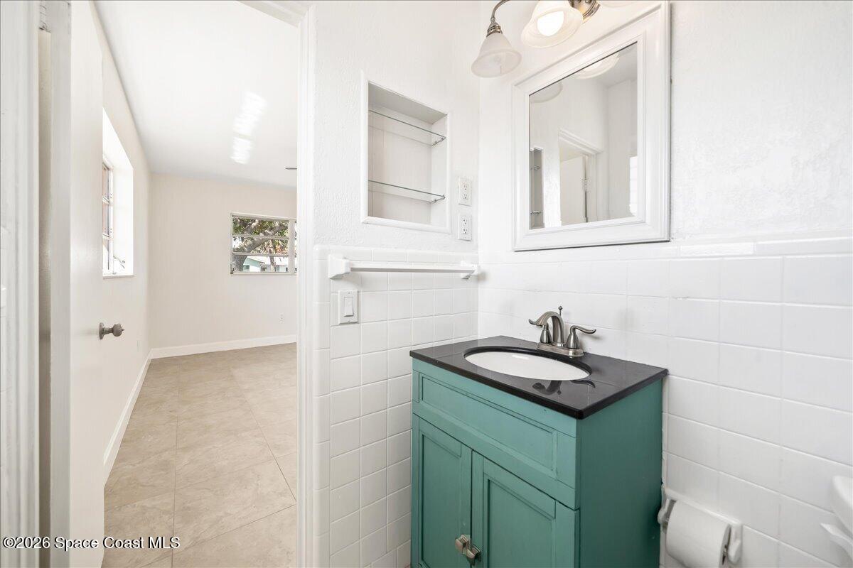 2320 Reef Avenue