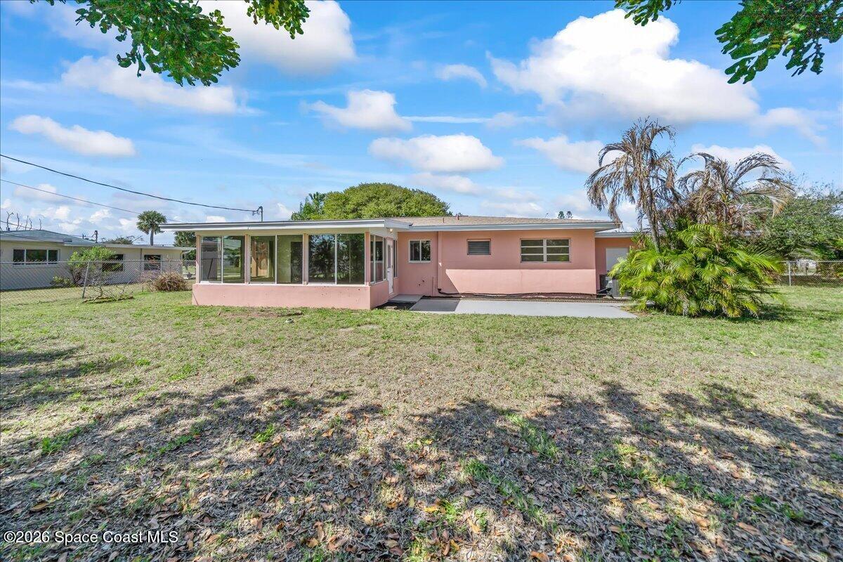 2320 Reef Avenue
