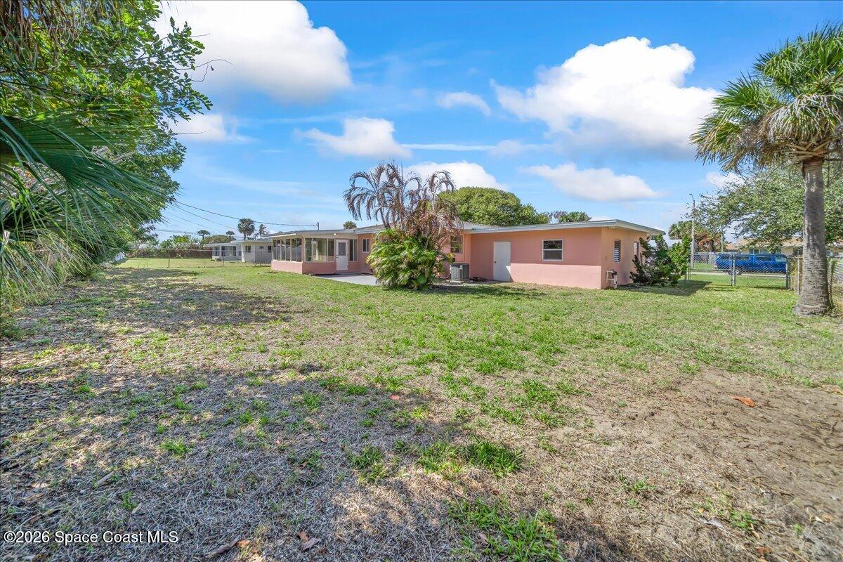 2320 Reef Avenue