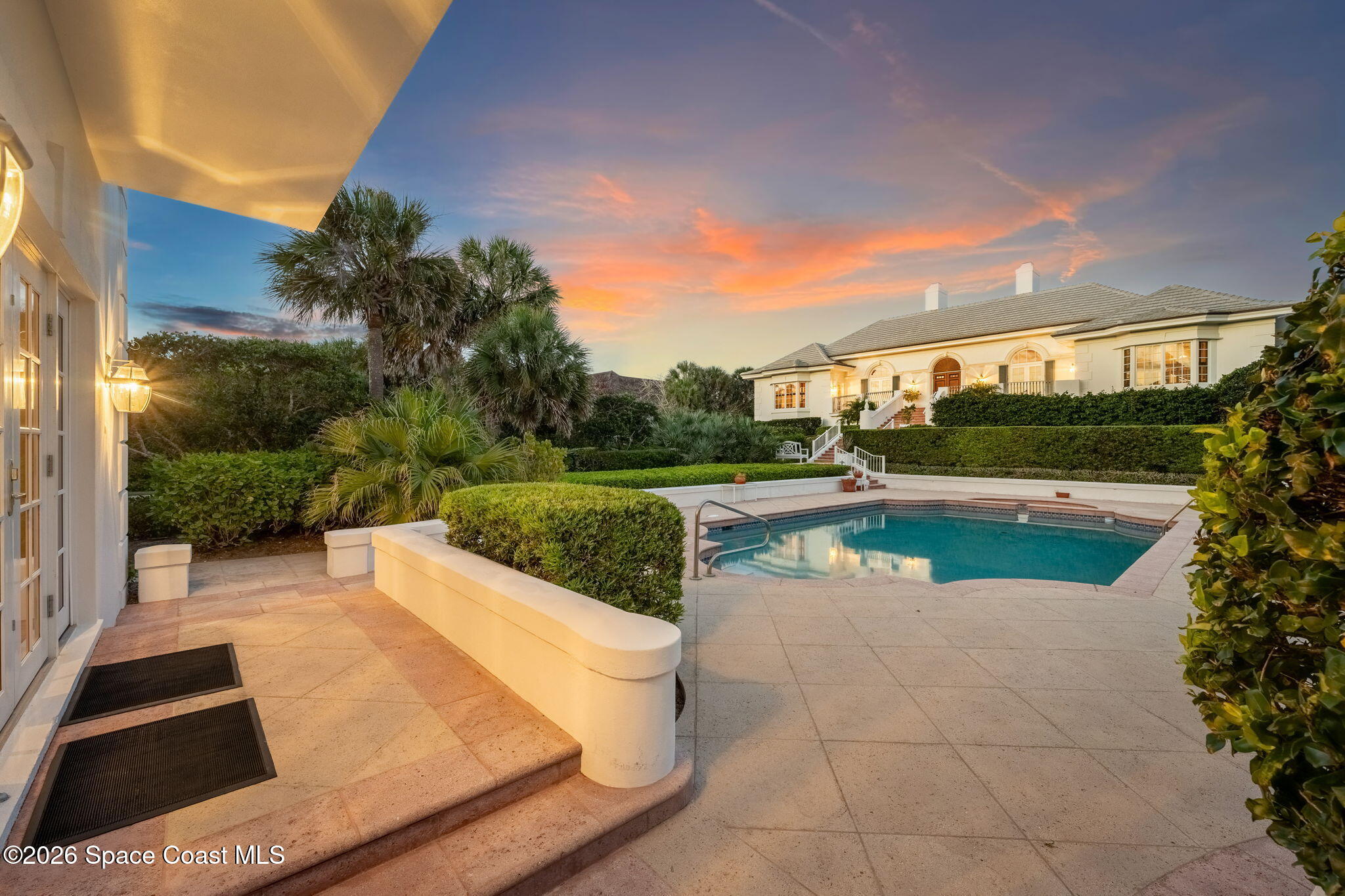 680 Ocean Road