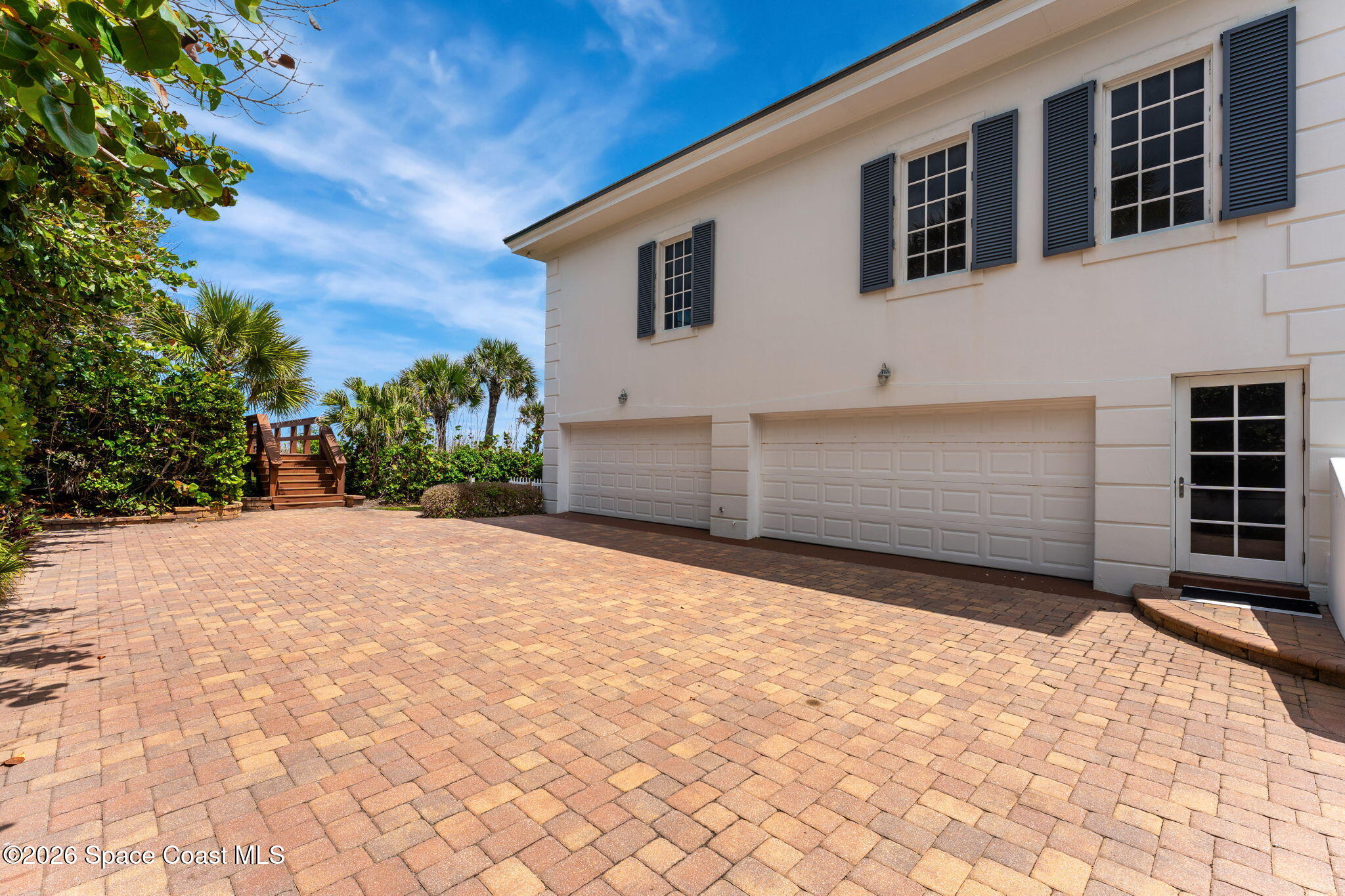 680 Ocean Road