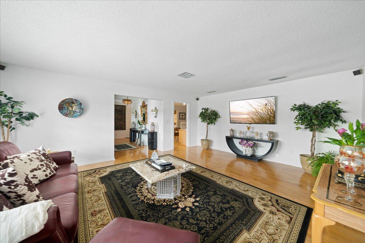 716 Malibu Lane