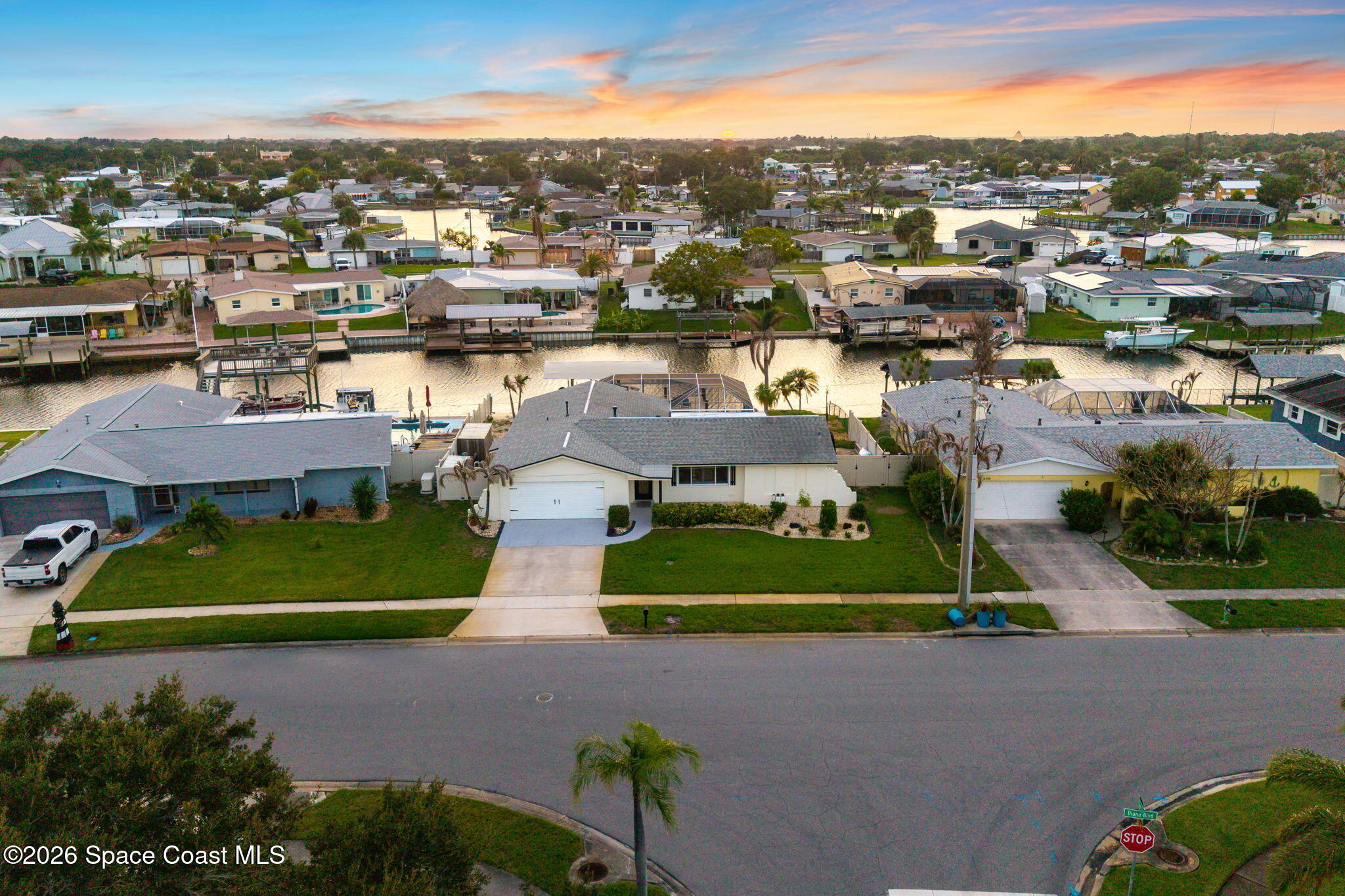 360 Diana Boulevard