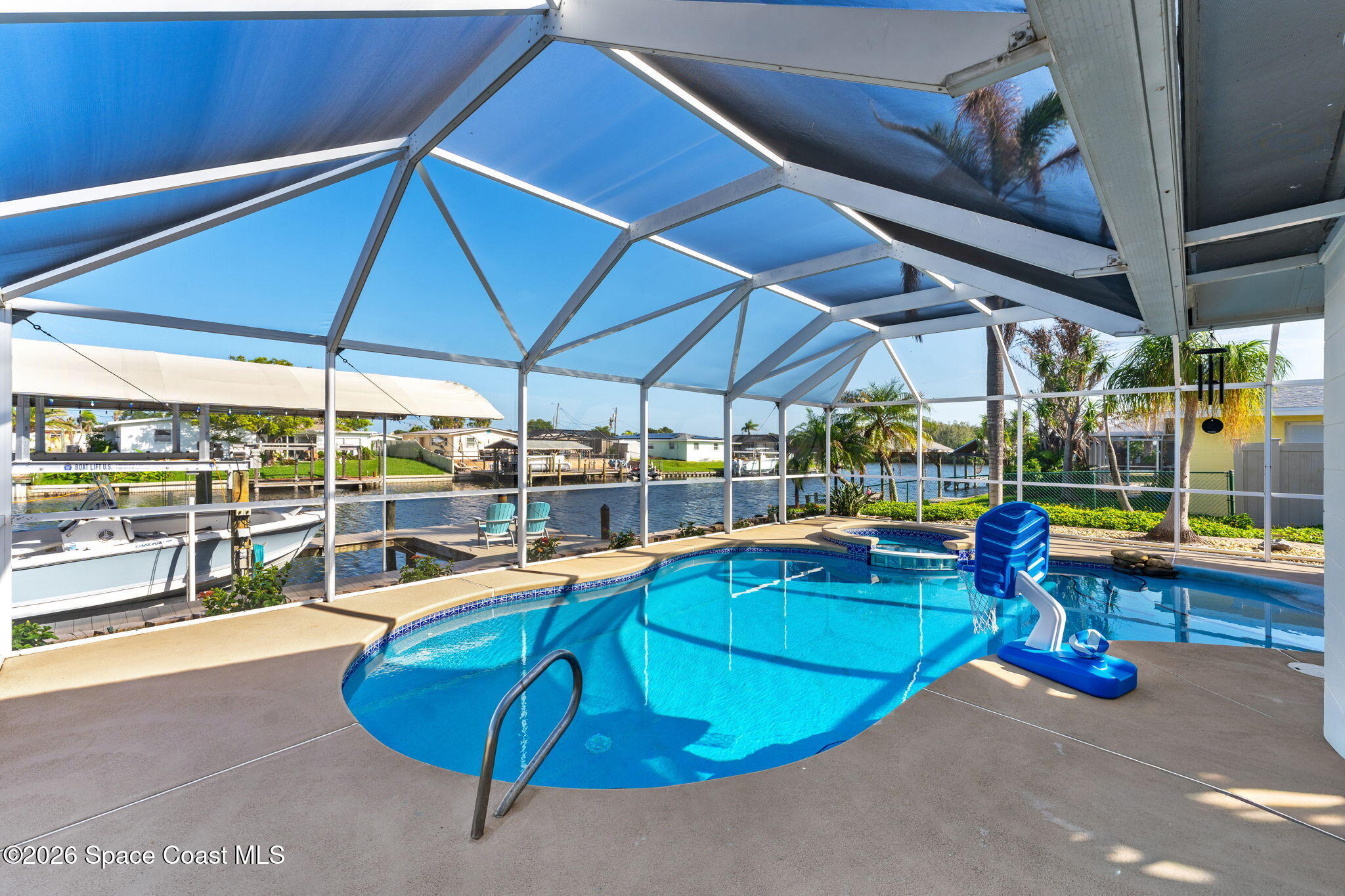 360 Diana Boulevard