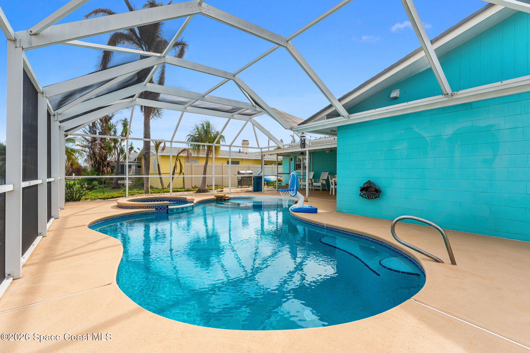 360 Diana Boulevard