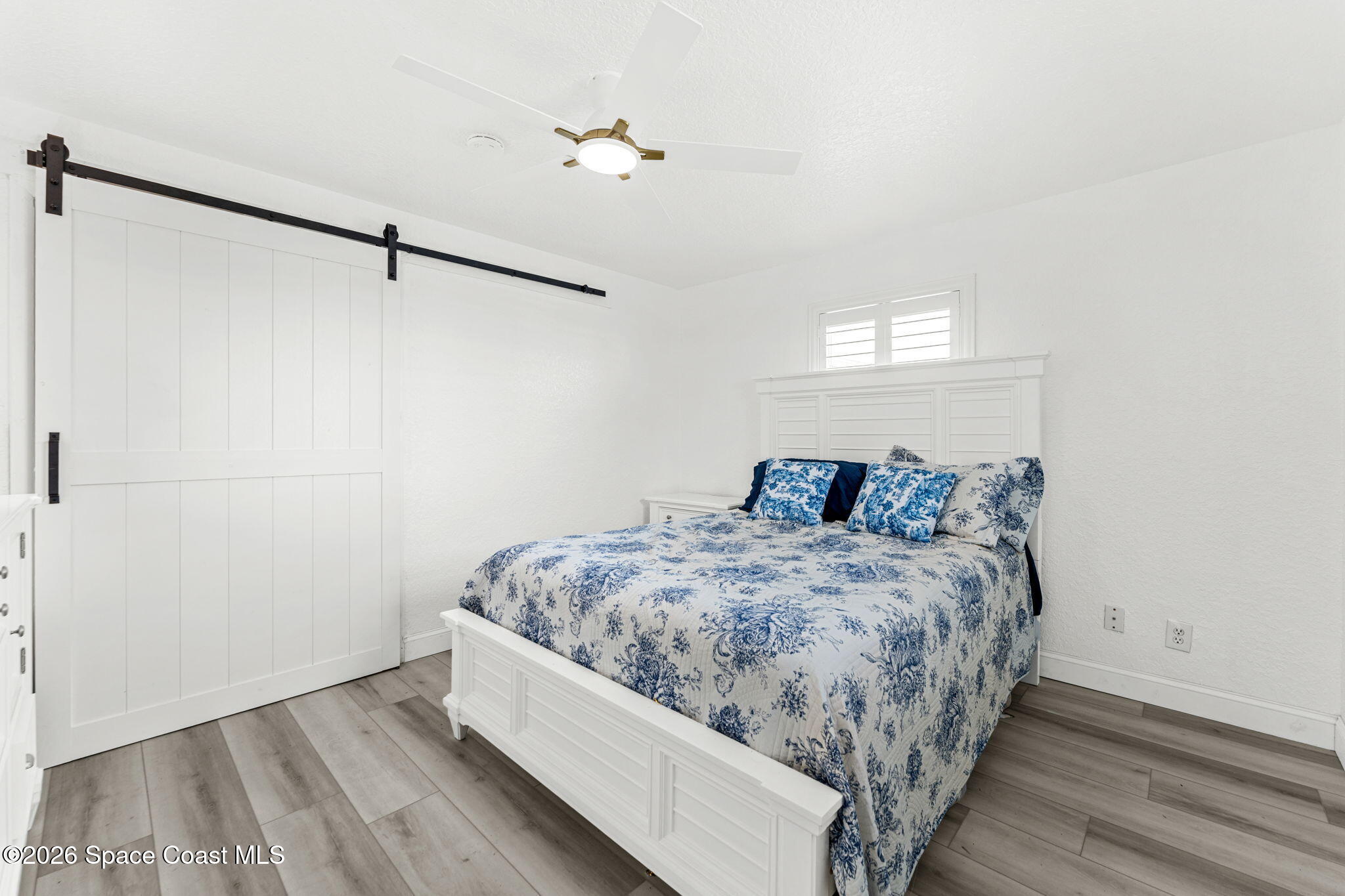 360 Diana Boulevard