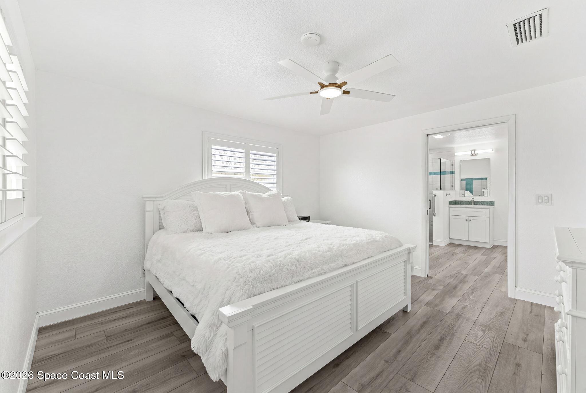 360 Diana Boulevard