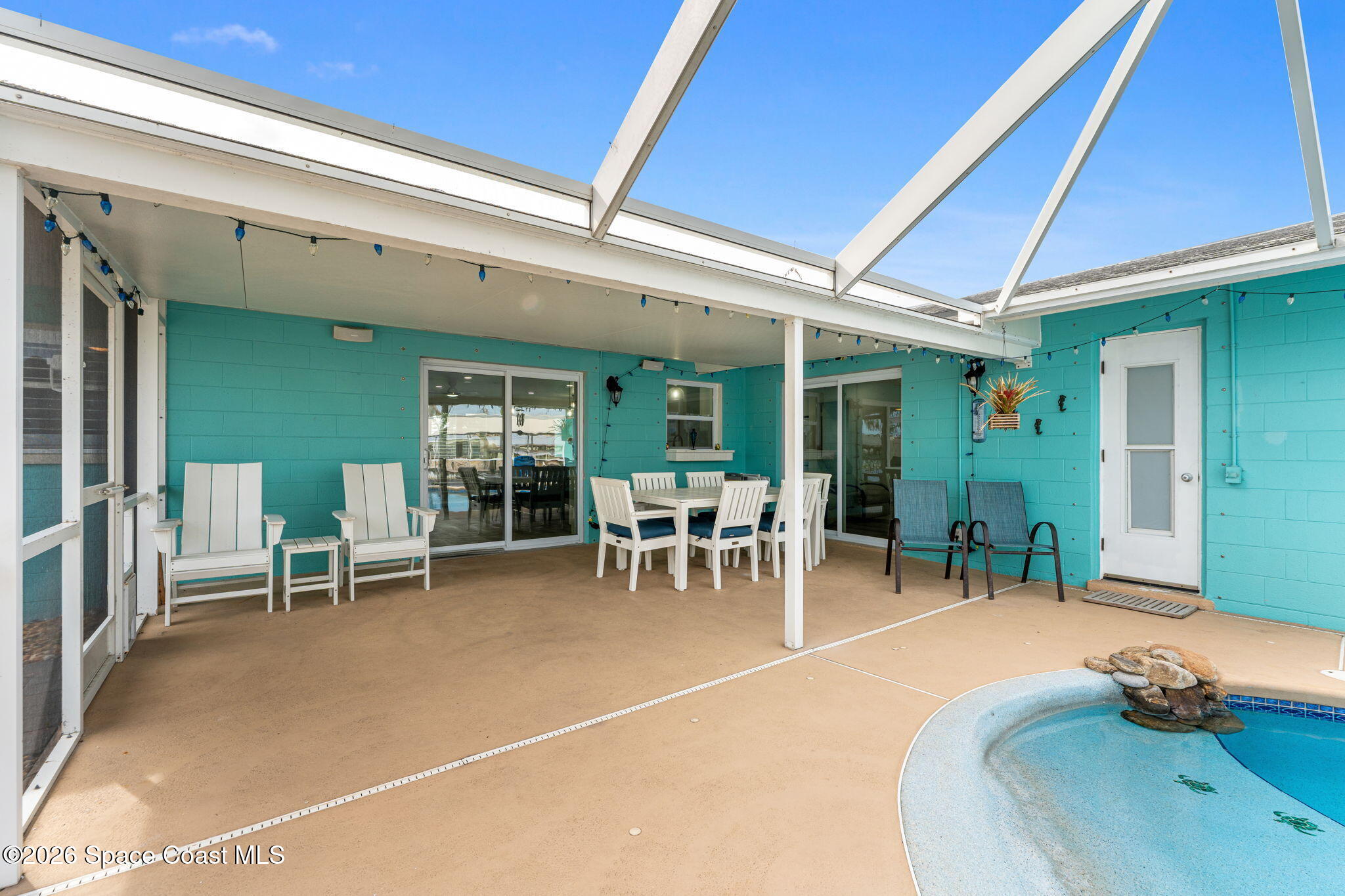 360 Diana Boulevard
