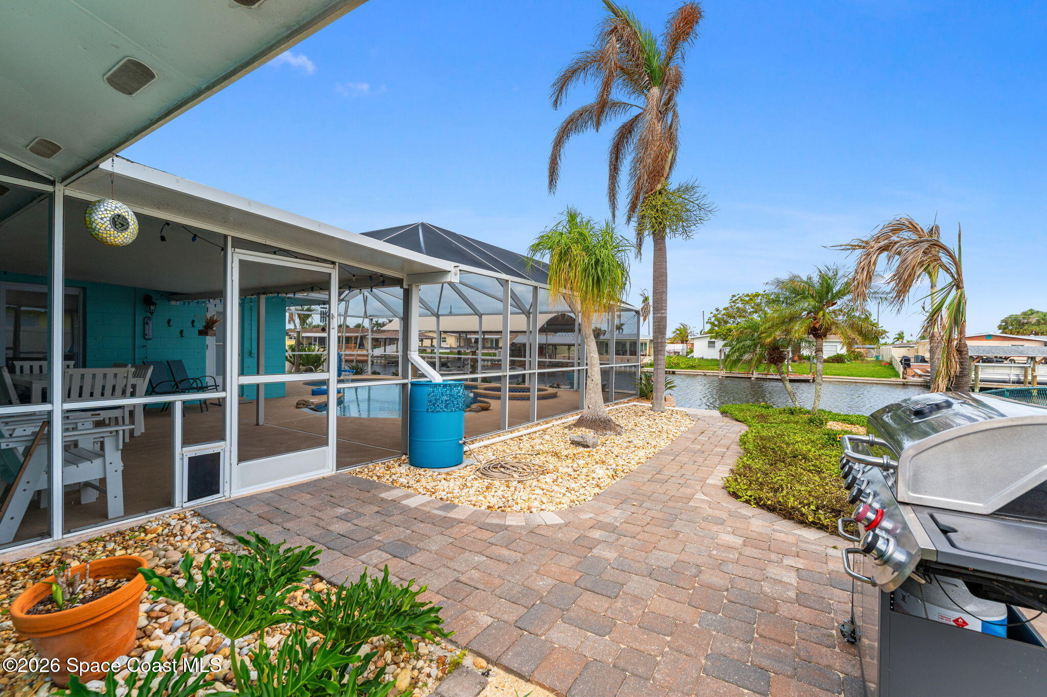 360 Diana Boulevard
