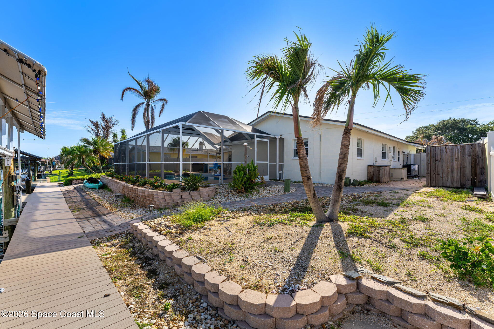 360 Diana Boulevard