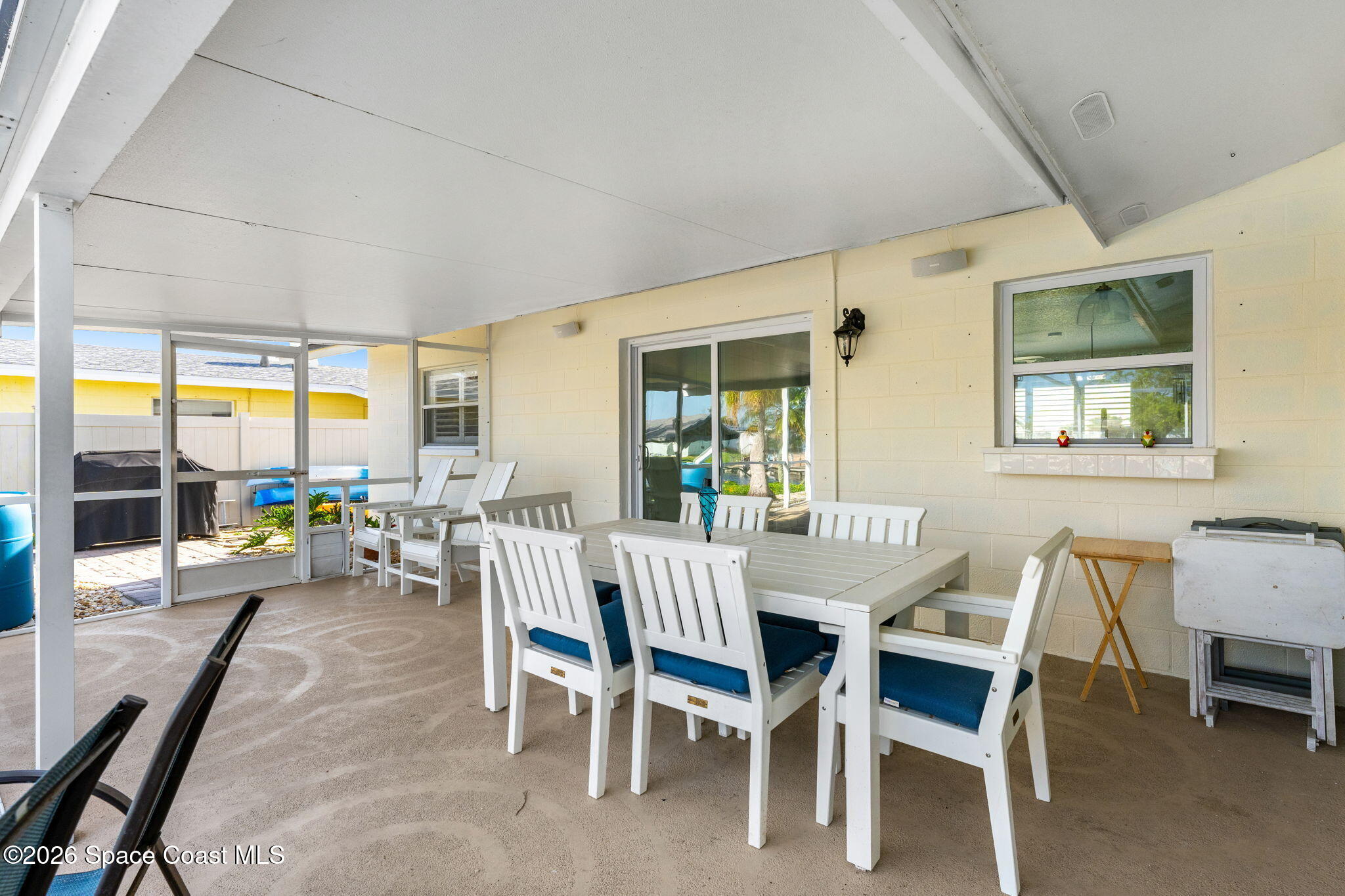 360 Diana Boulevard