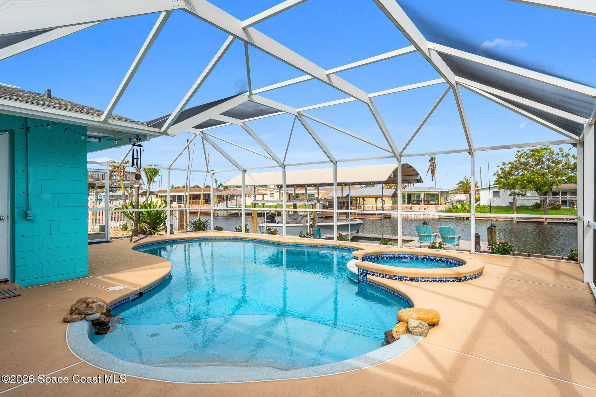 360 Diana Boulevard