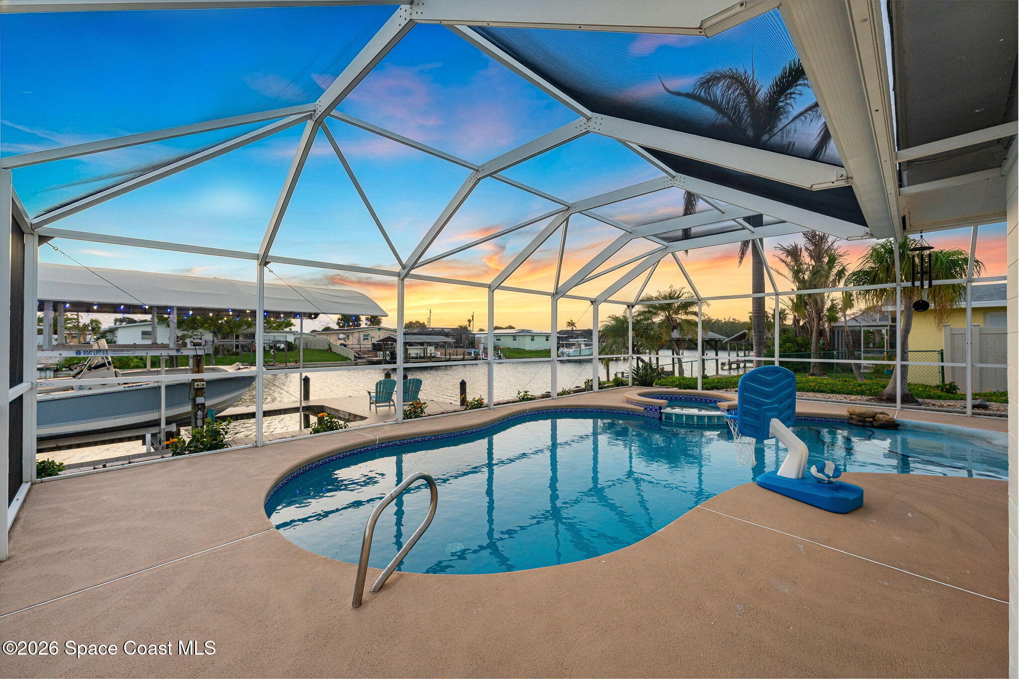 360 Diana Boulevard