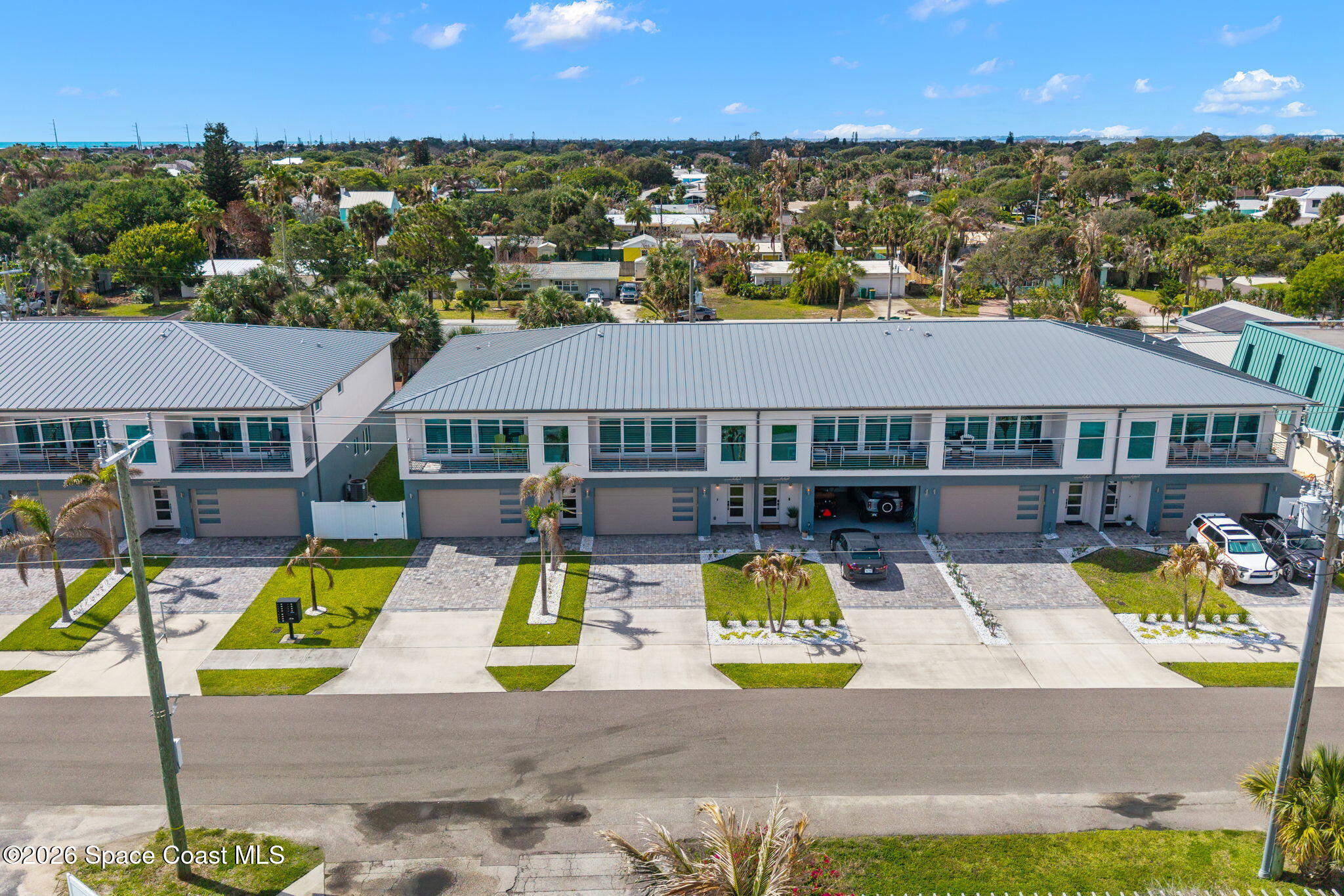 223 6th Avenue