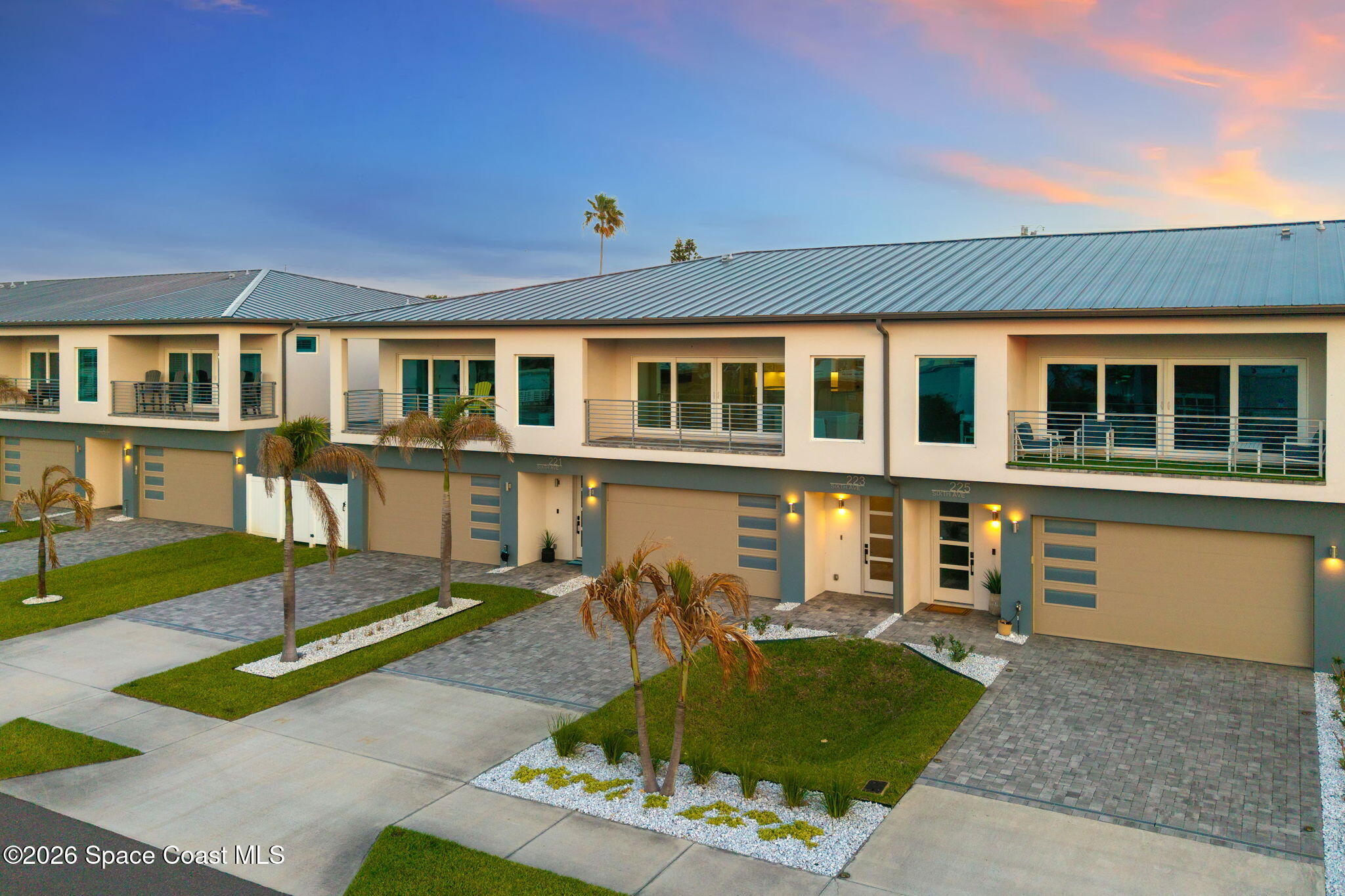223 6th Avenue