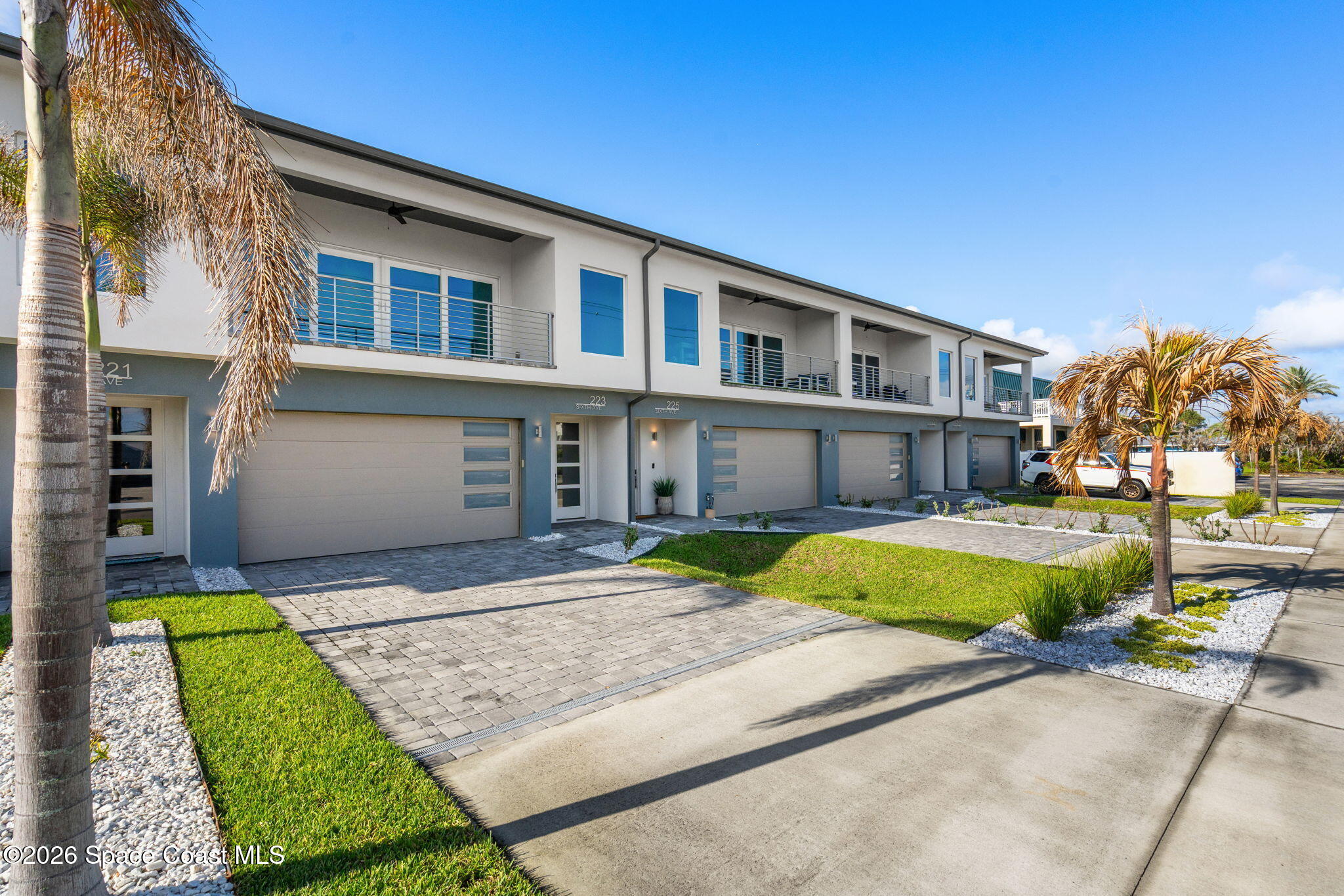 223 6th Avenue