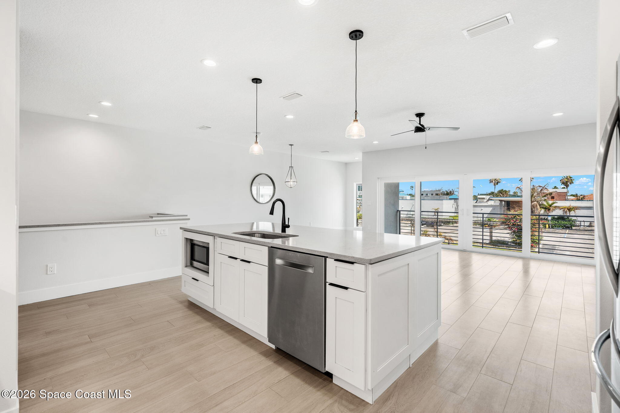 223 6th Avenue