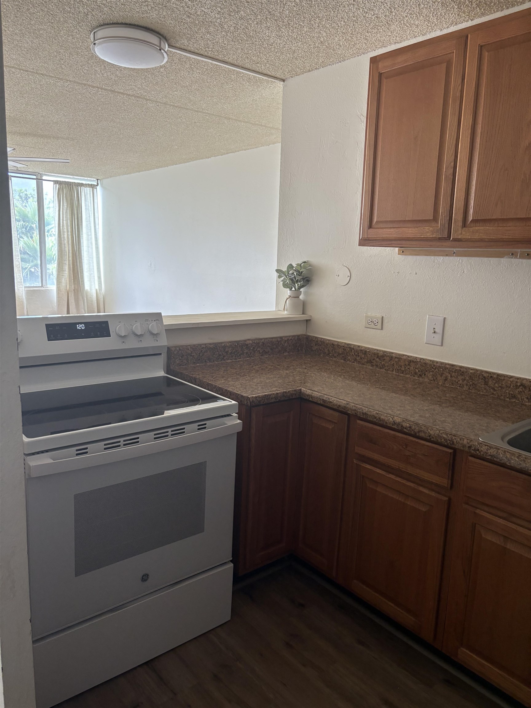 111 KAHULUI BEACH Rd Unit: A315