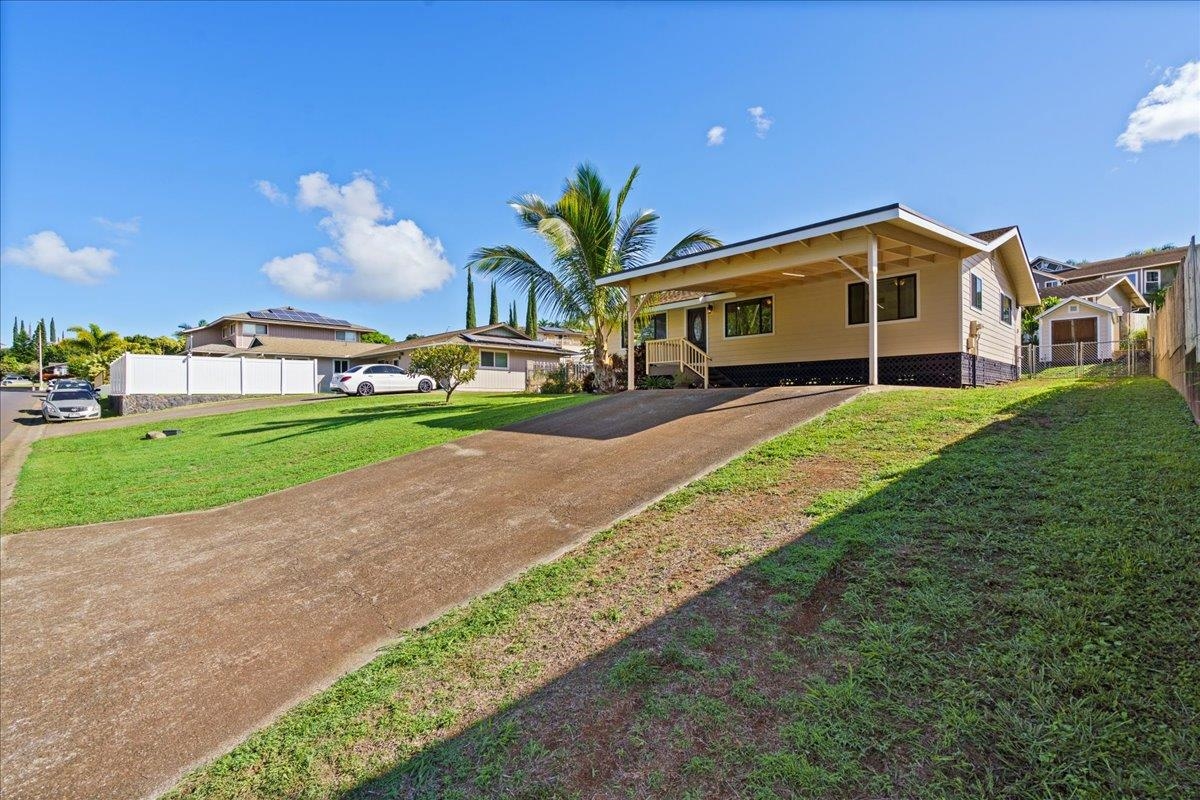 165 Hololani St