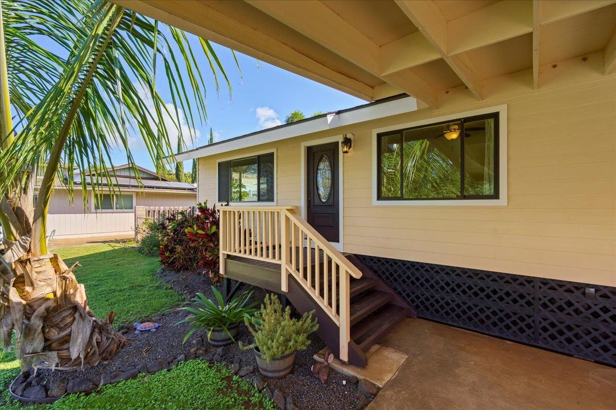 165 Hololani St