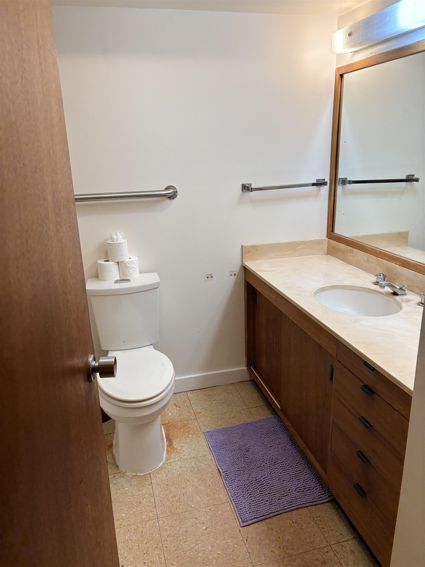 2158 Main St Unit: 504