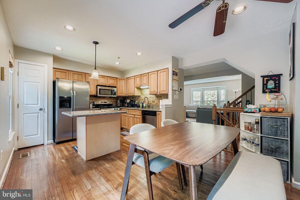 708 PINE DRIFT DRIVE