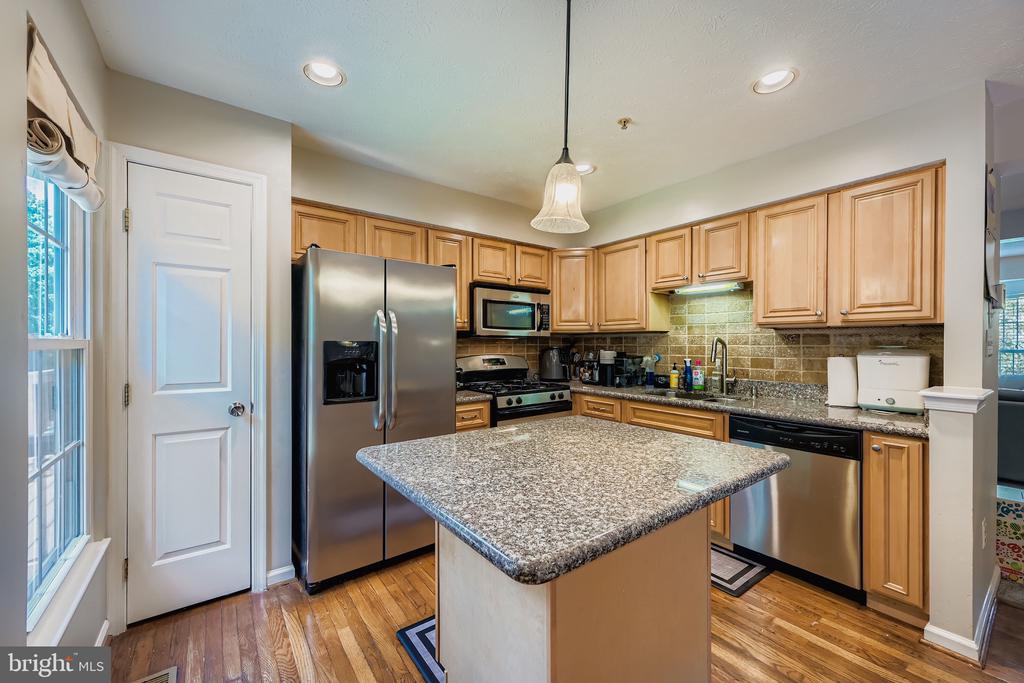 708 PINE DRIFT DRIVE