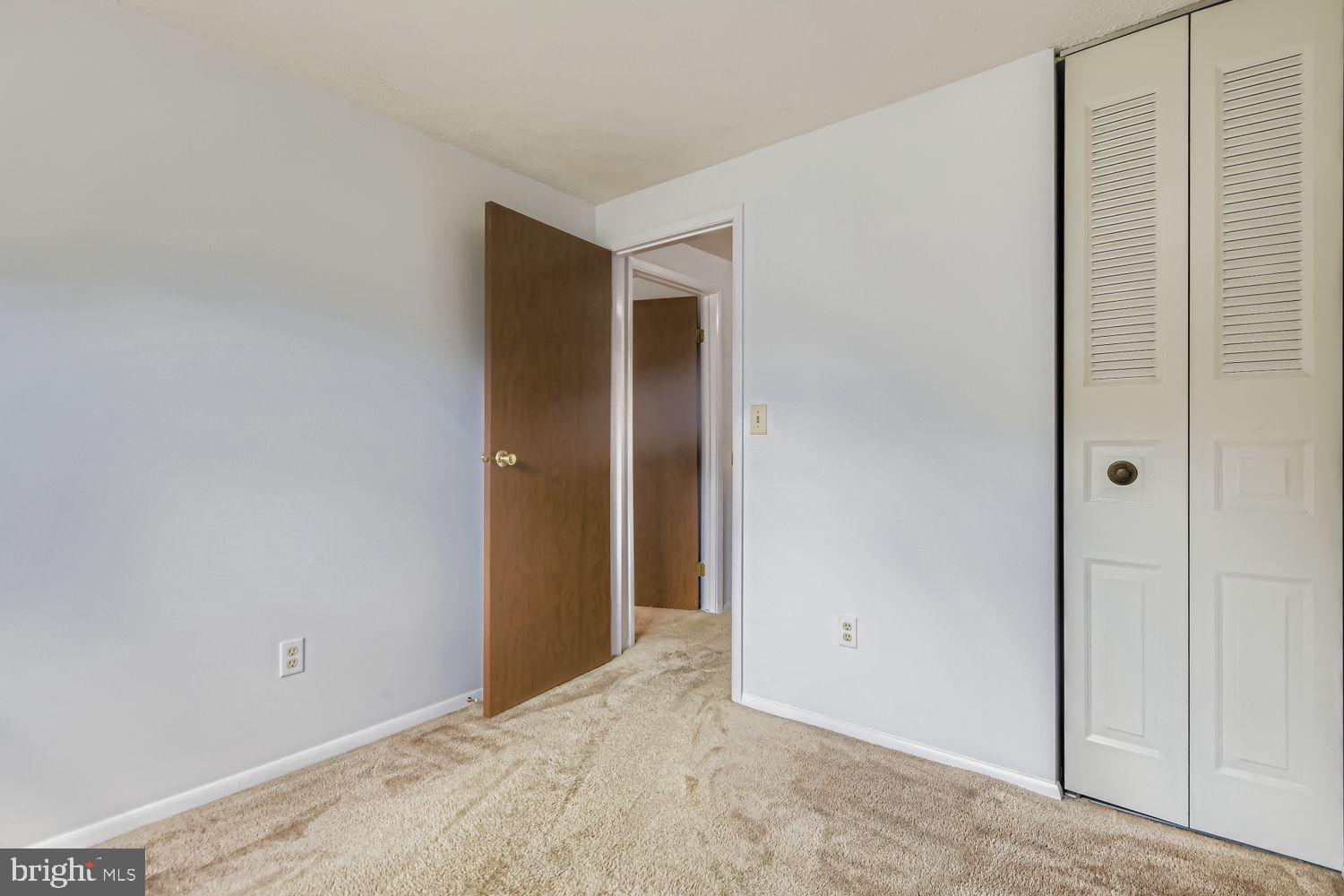 7735 LEASIDE COURT