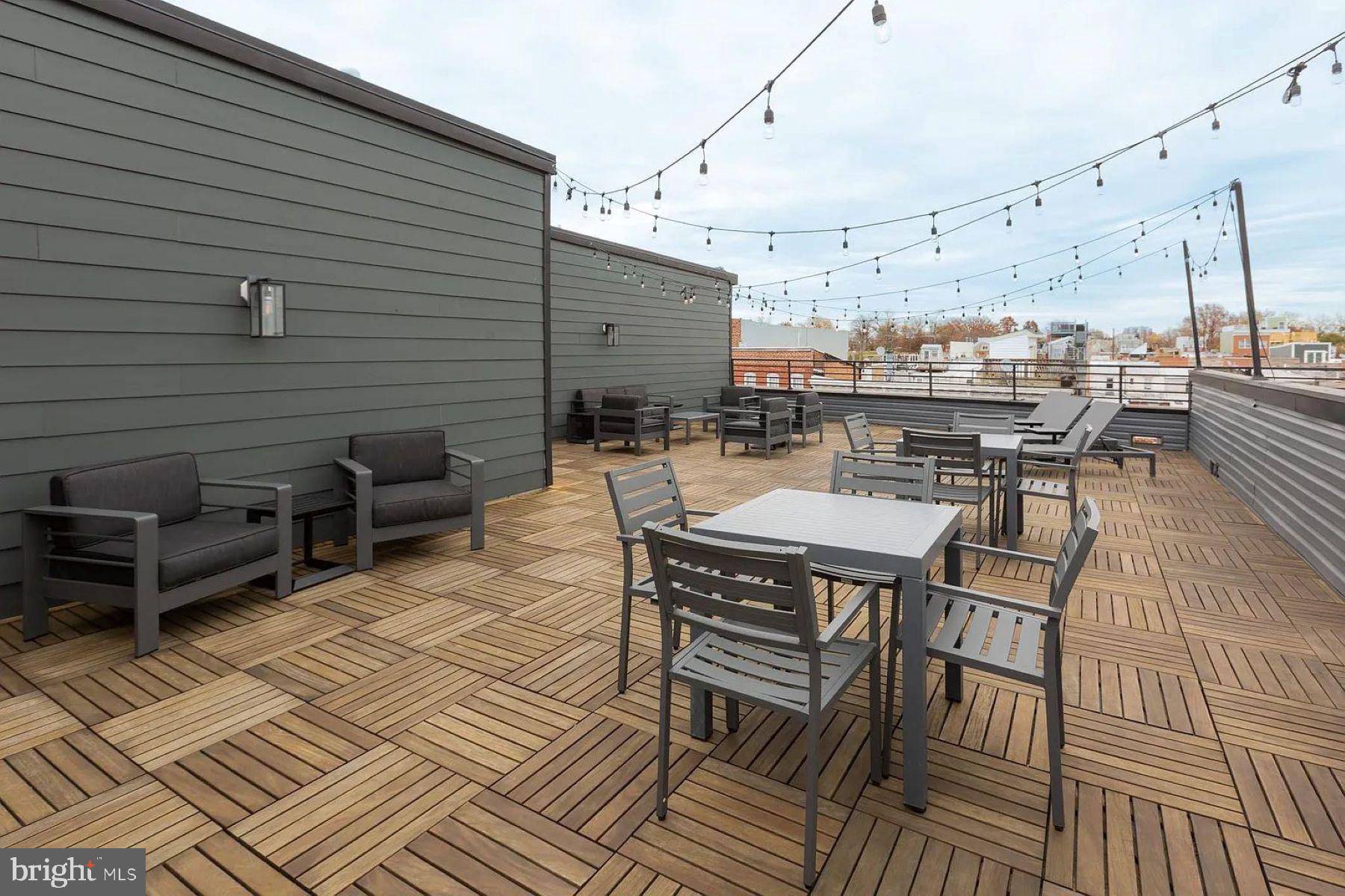 1702 LIGHT STREET 203