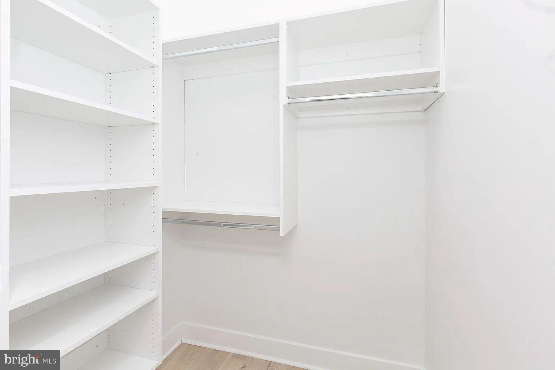 1709 FLEET STREET 305