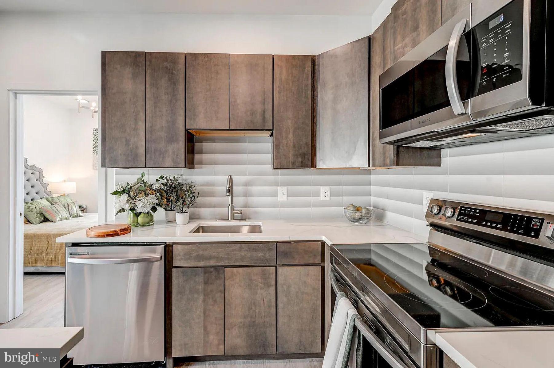 421 S BROADWAY 507