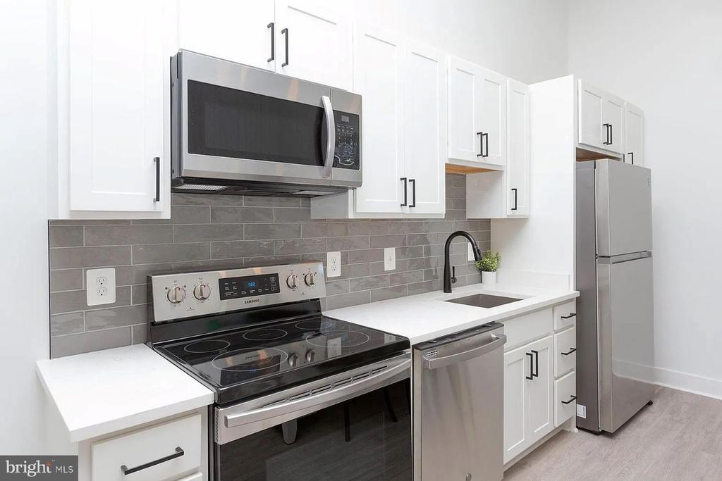 211 SAINT PAUL STREET 403