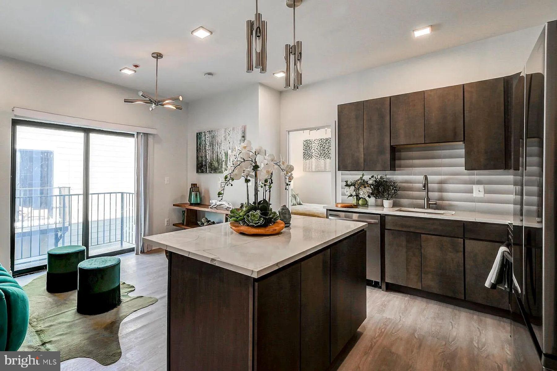 421 S BROADWAY 407