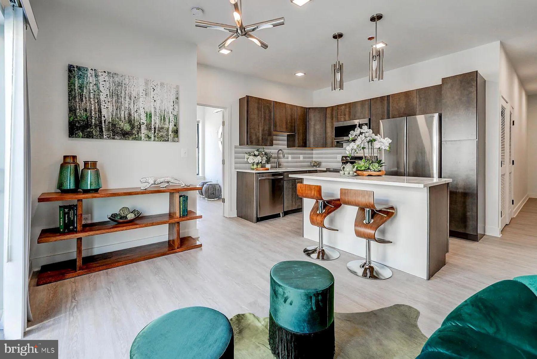 421 S BROADWAY 407