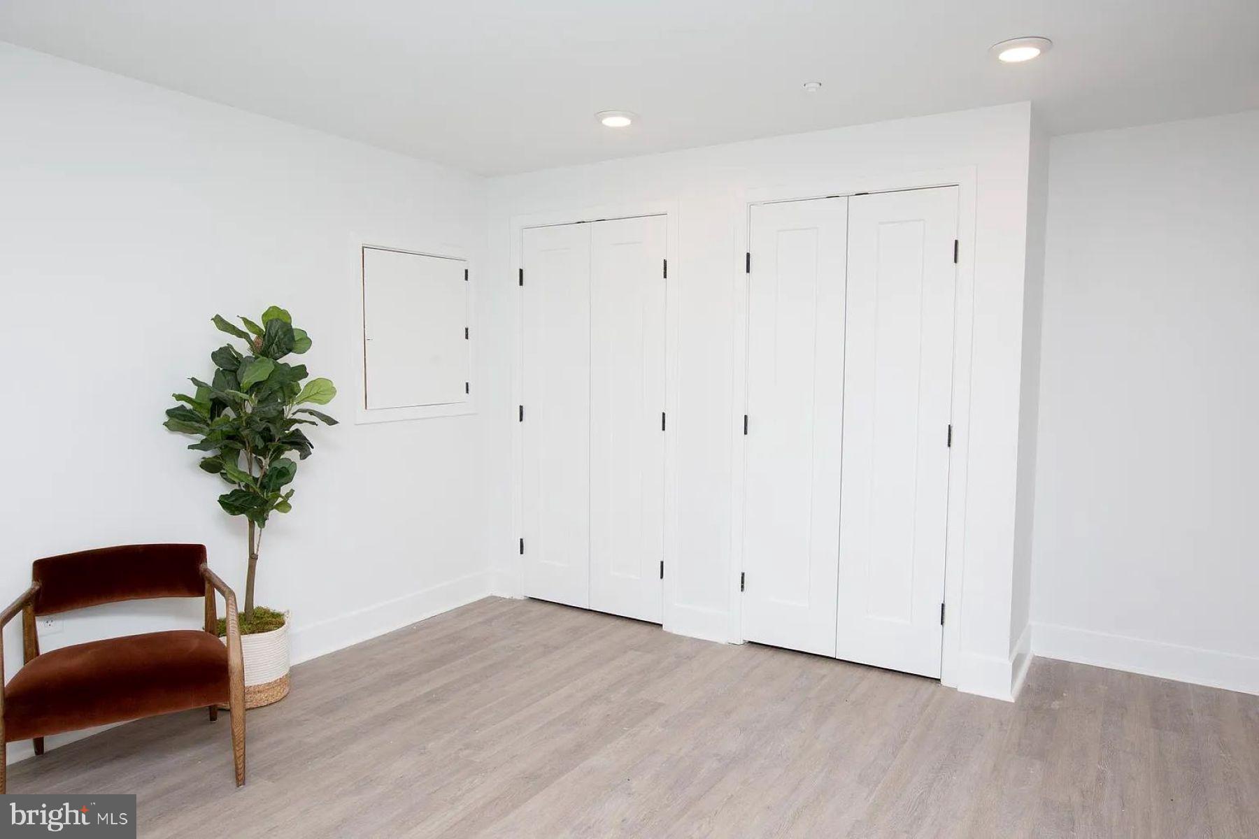 1742 FLEET STREET 304