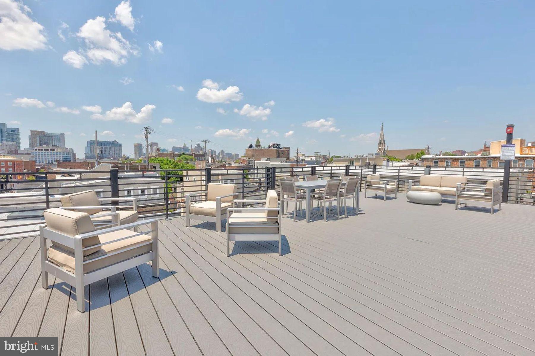 1742 FLEET STREET 304