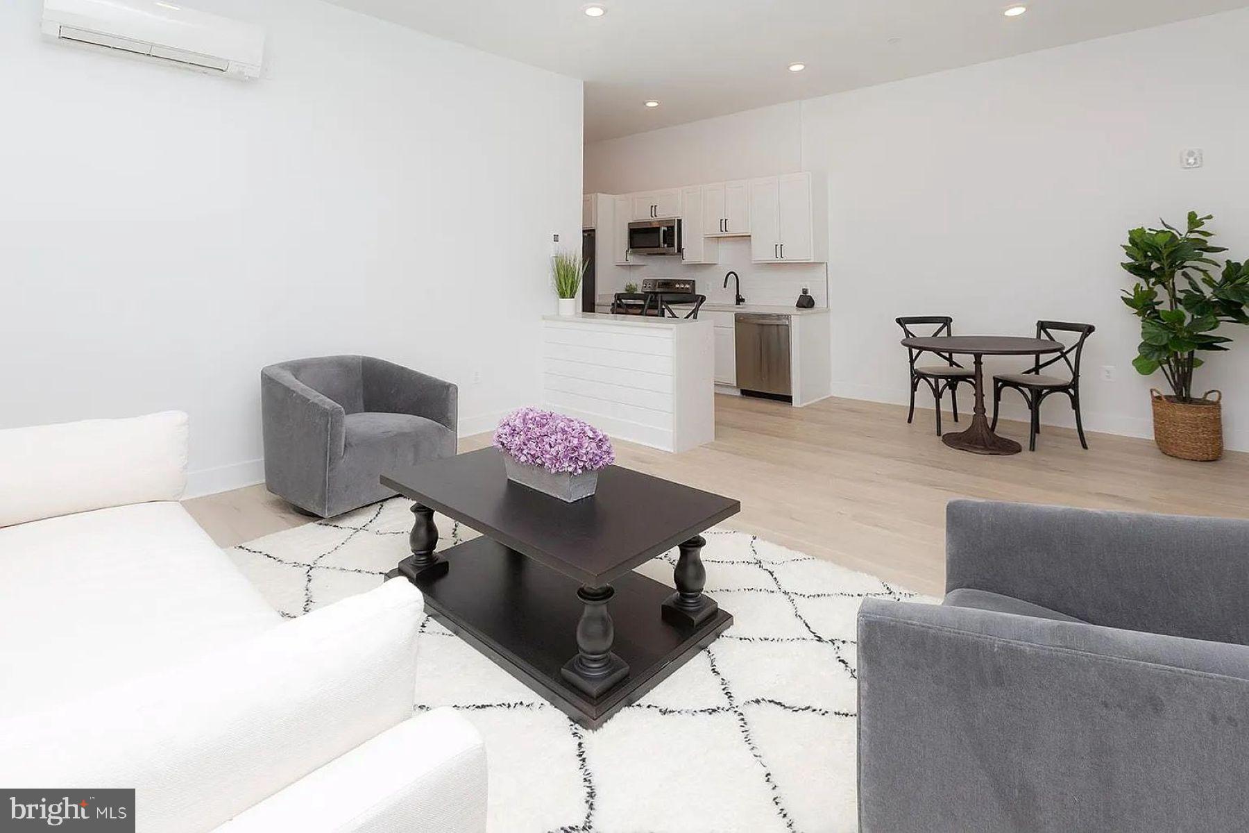 1709 FLEET STREET 302