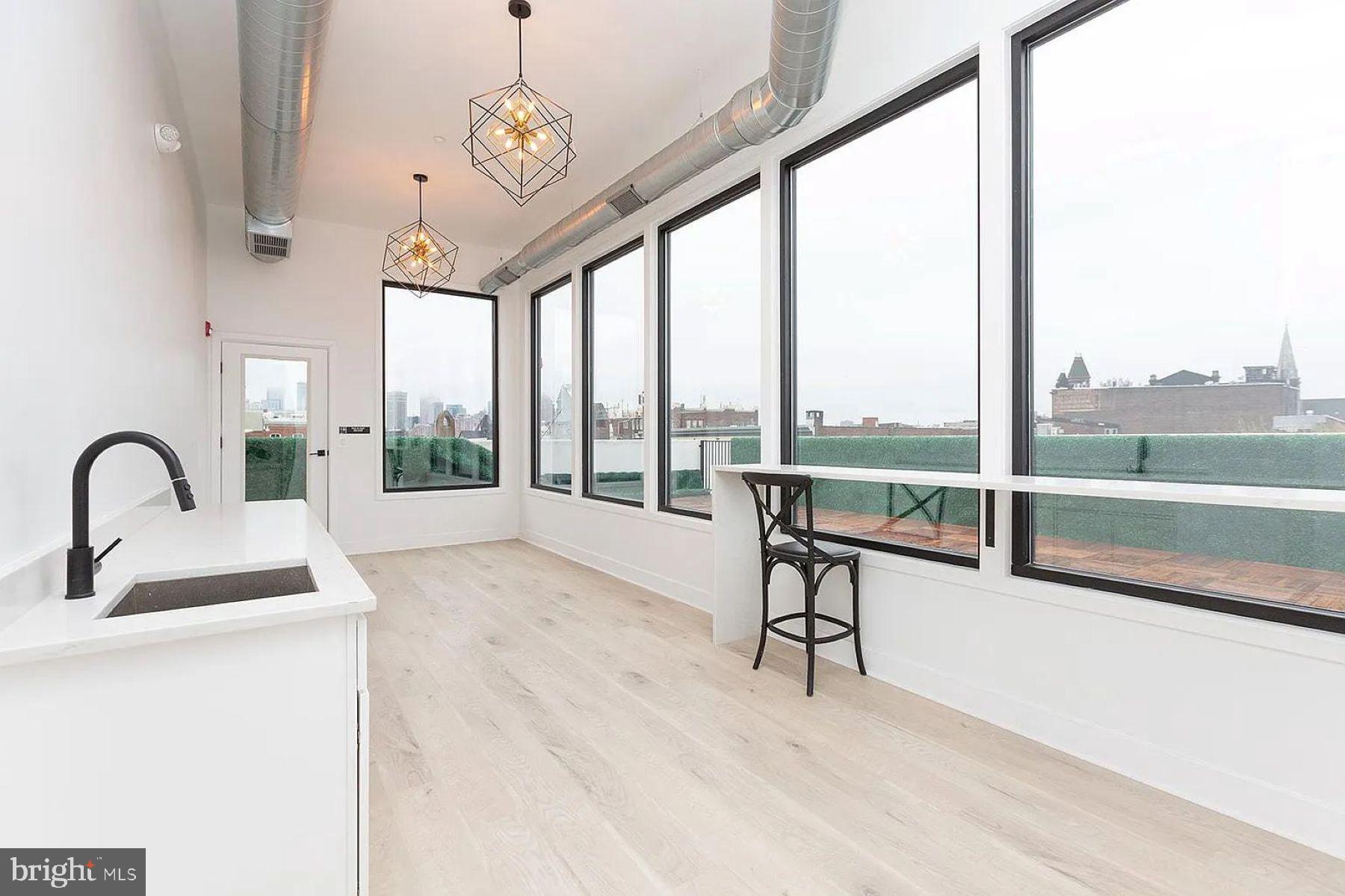 1709 FLEET STREET 102
